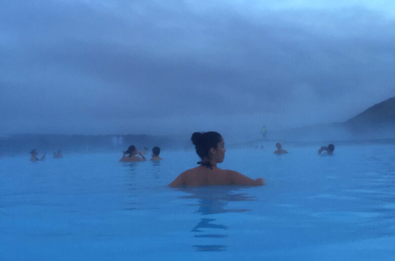 source d'eau chaude naturelle au Bluelagoon en Islande en hiver